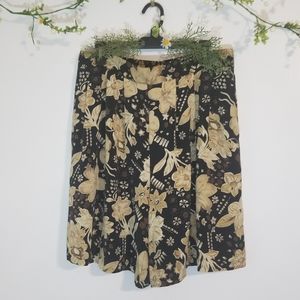 August Max vintage floral shorts
